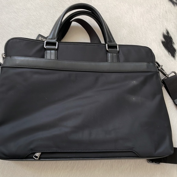 TUMI laptop briefcase with strap - Picture 5 of 15